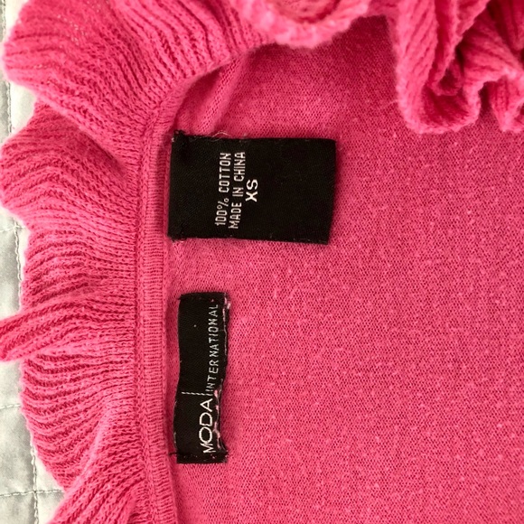 Pretty pink cropped ruffled cardigan - Picture 4 of 4